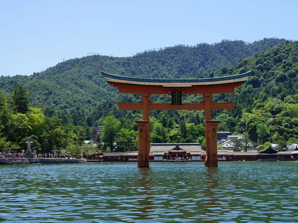 厳島神社